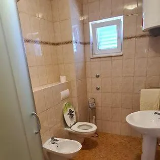 Penzion Apartmani Gizela Donji Seget