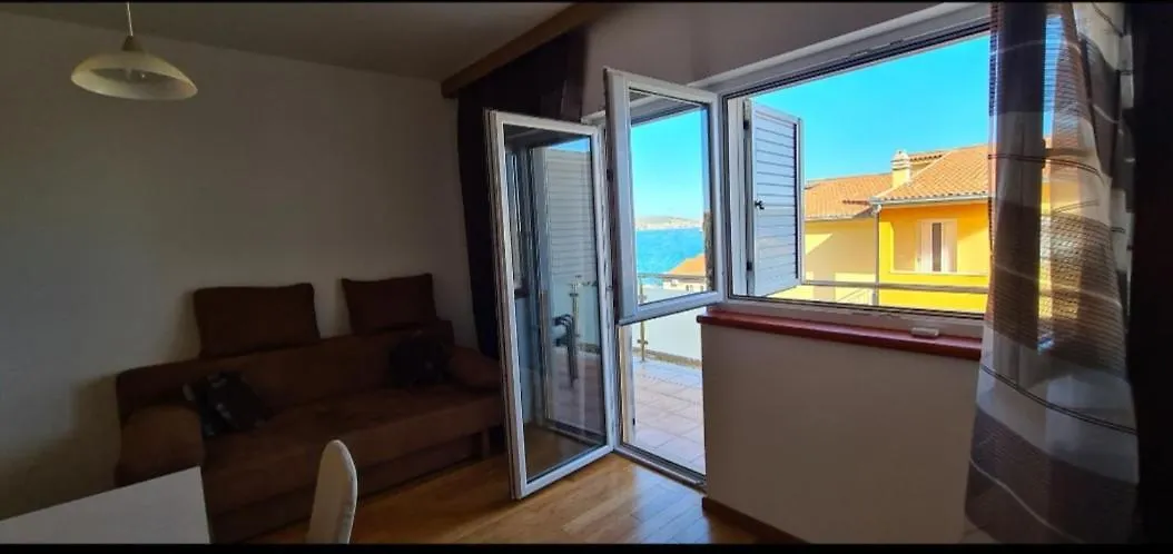 Penzion Apartmani Gizela Donji Seget Chorvatsko
