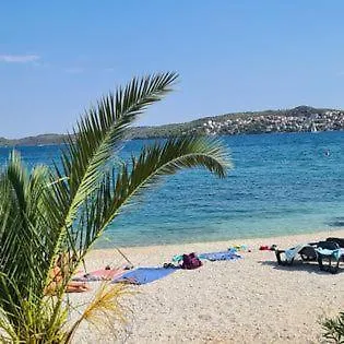 Penzion Apartmani Gizela Donji Seget