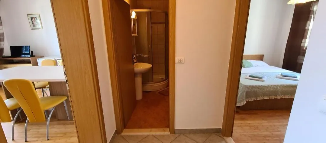 Apartmani Gizela Donji Seget 0*,  Chorvatsko