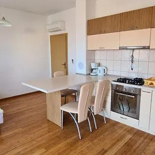 Apartmani Gizela Seget Donji